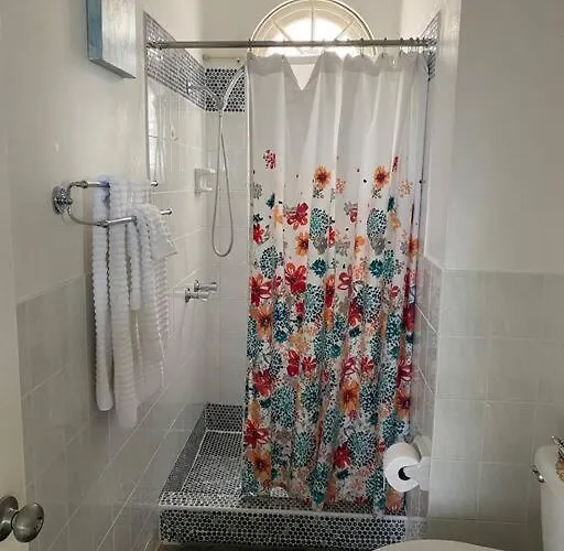 Coastal Beauty - Beautiful Penthouse In Ocho Ríos